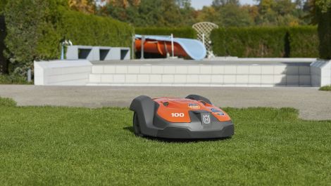Husqvarna startet Smart Lawn Service