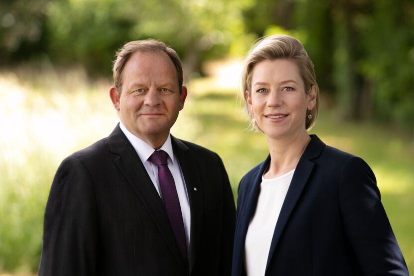 Dr. Grandkes Nachfolger: Dr. Lothar Hövelmann und Freya v. Czettritz