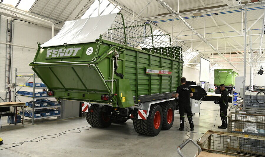 Fendt eröffnet Ladewagen-Produktion in Wolfenbüttel